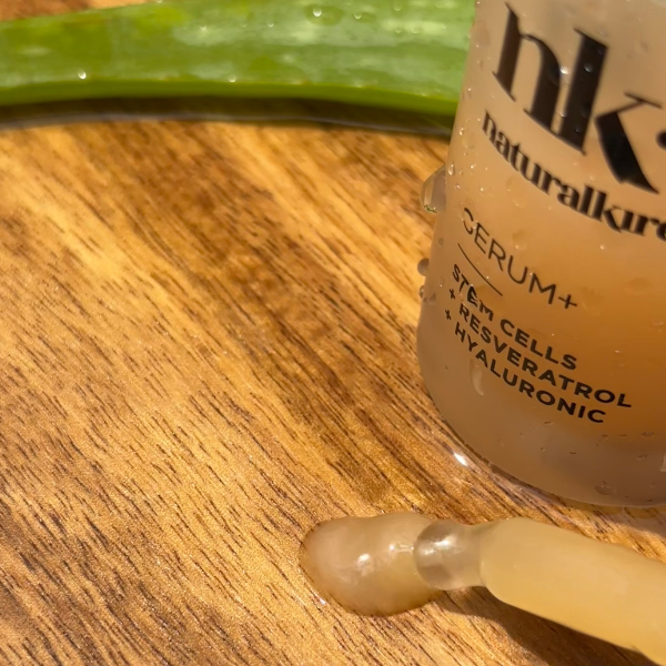 Sérum con resveratrol y ácido hialurónico - Nk premium
